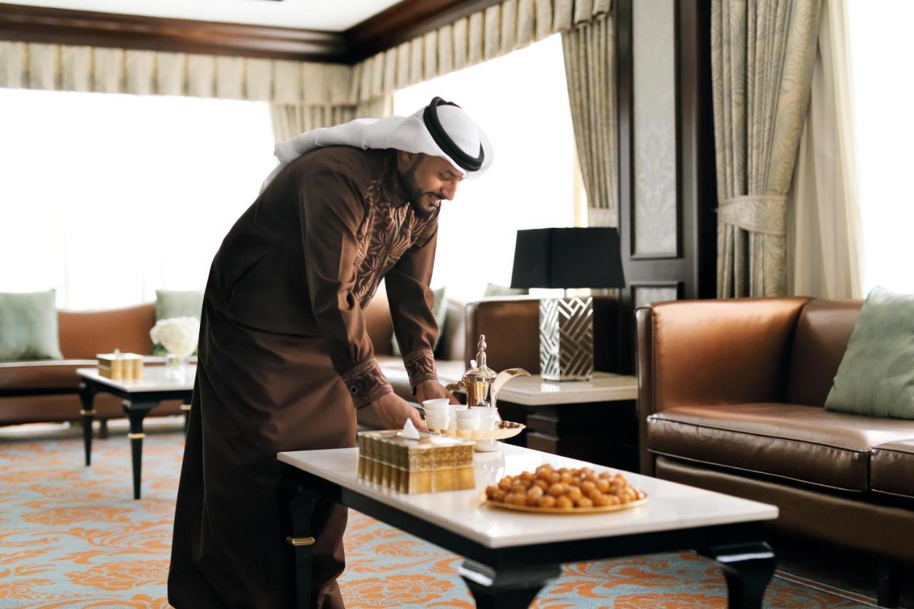 Intercontinental Bahrain, An Ihg Hotel Manama Ngoại thất bức ảnh A majlis in the United Arab Emirates